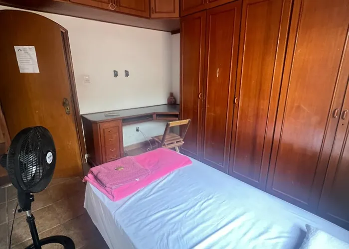 Hotel Ceres 12 - Quarto Com Ventilador